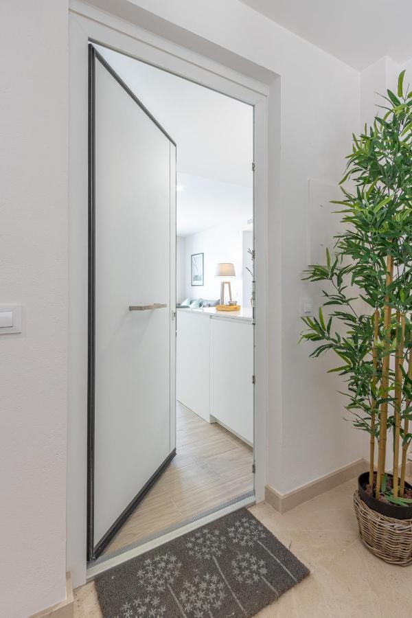 M A R I V E N T Private Terrace Apartment Roses Exterior foto