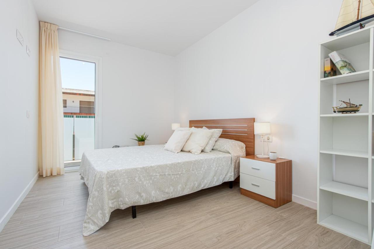 M A R I V E N T Private Terrace Apartment Roses Exterior foto