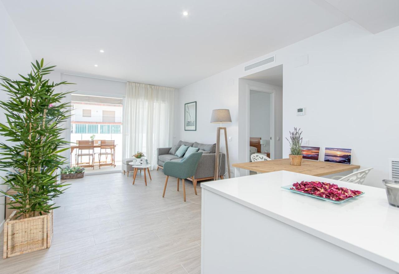 M A R I V E N T Private Terrace Apartment Roses Exterior foto