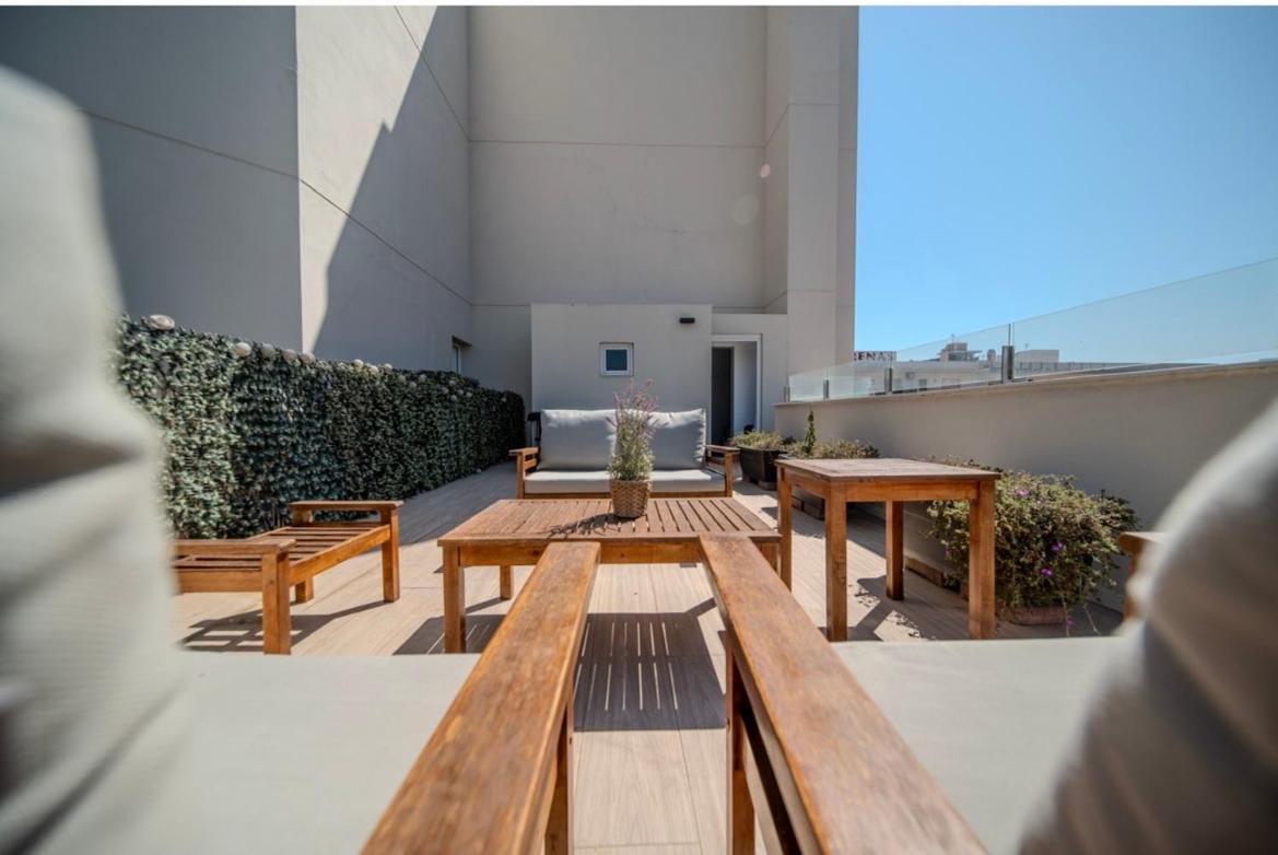 M A R I V E N T Private Terrace Apartment Roses Exterior foto